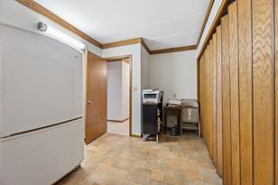 2333 Hawthorn Hill Road NE - Photo 15