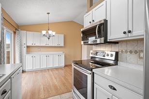 2055 Brittany Ct - Photo 15