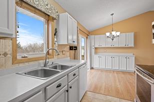 2055 Brittany Ct - Photo 17