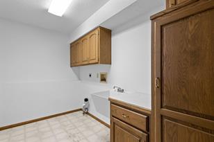 1818 Glenwood Dr NE - Photo 47