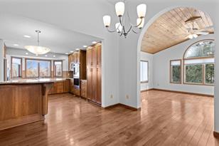 1818 Glenwood Dr NE - Photo 11