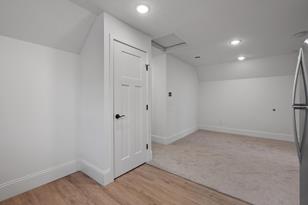 1134 Forest St N - Photo 17