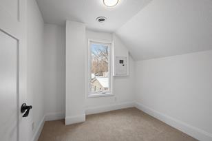 1134 Forest St N - Photo 21