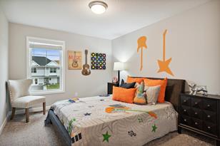 8746 Parkington Ave NE - Photo 11