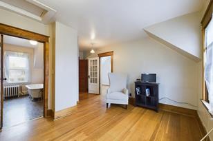 203 W 6th St - Photo 11