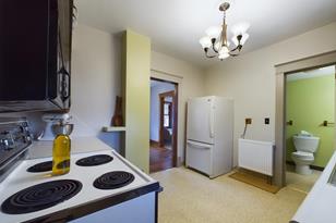 203 W 6th St - Photo 3