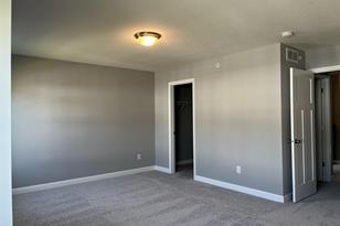 7505 38th St N - Photo 3