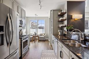 1020 Portland Ave - Photo 5