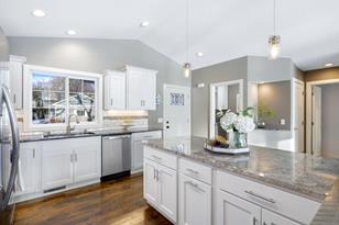 4731 109th Ave - Photo 5