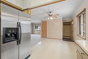 1329 Sumner St - Photo 13