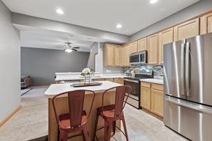 11182 Aberdeen St NE - Photo 3