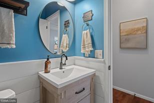 285 Lexington Pkwy S - Photo 9