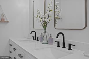 285 Lexington Pkwy S - Photo 25