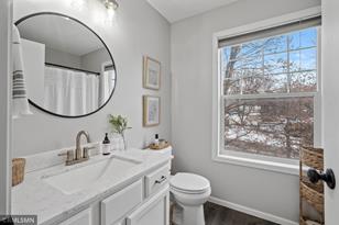 285 Lexington Pkwy S - Photo 13