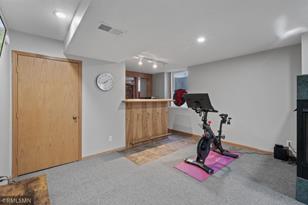 285 Lexington Pkwy S - Photo 31