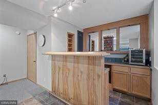 285 Lexington Pkwy S - Photo 33