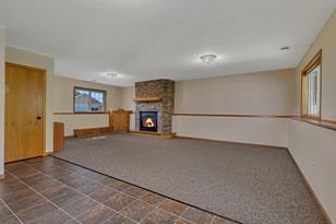 972 Waters Edge Cir - Photo 11