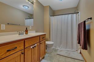 972 Waters Edge Cir - Photo 9