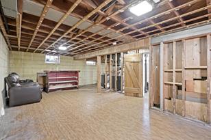 1544 Beech St - Photo 13