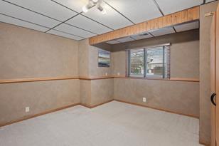 10920 Jersey Ct N - Photo 15