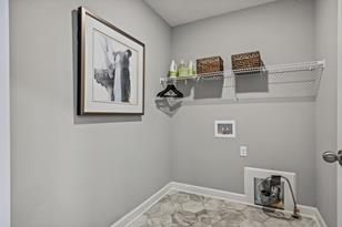 439 Murray Hl Wy - Photo 13