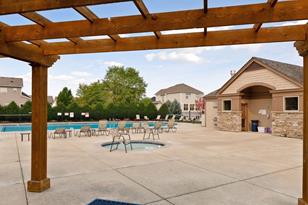 864 Forest Edge Dr - Photo 15