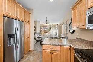 3469 Briarview Ct - Photo 3