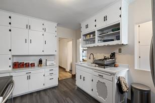 1115 Vincent Ave N - Photo 11