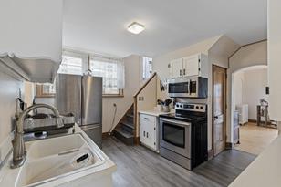 1115 Vincent Ave N - Photo 9