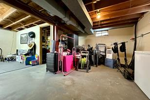 412 Clary Street W - Photo 17