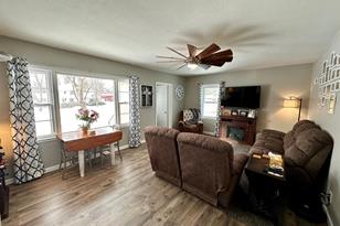 412 Clary Street W - Photo 3