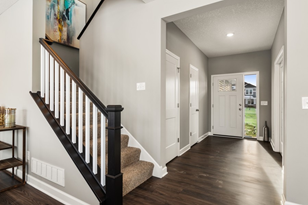 521 Waterford Pl, Orono MN  55387-7006 exterior