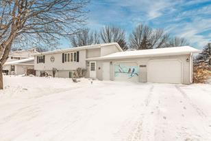 808 Southview Ct E - Photo 21