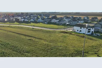 313 48th Avenue S, Moorhead, MN 56560 - Photo 7