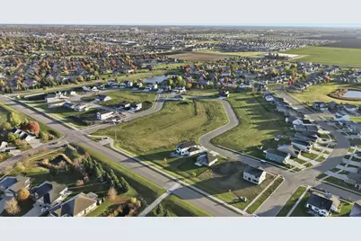 4717 Hampton Loop S, Moorhead, MN 56560 - Photo 3