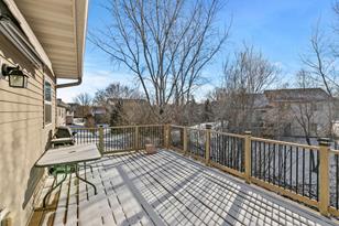 863 Forest Edge Dr - Photo 29