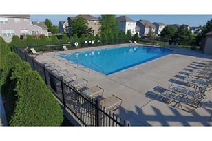 863 Forest Edge Dr - Photo 39