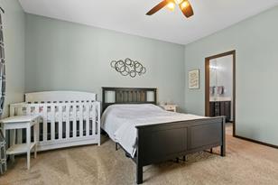 863 Forest Edge Dr - Photo 7