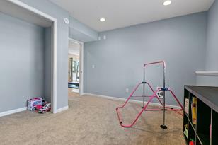 863 Forest Edge Dr - Photo 25