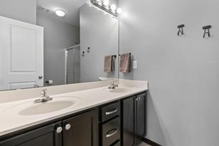 863 Forest Edge Dr - Photo 9