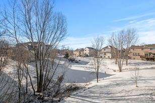 863 Forest Edge Dr - Photo 31
