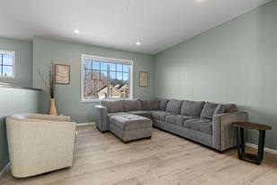 863 Forest Edge Dr - Photo 3