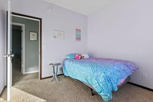 863 Forest Edge Dr - Photo 11
