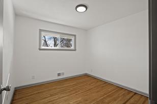2111 Roth Pl - Photo 17