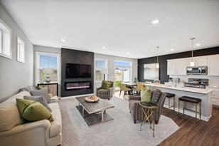 1923 Tyrone Dr - Photo 3