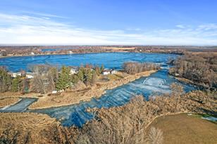 7496 9th St SE - Photo 35