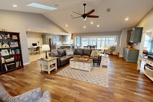 2511 66th Ave NE - Photo 9