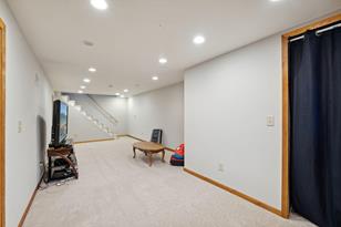 144 Skillman Ave E - Photo 9