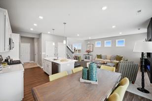 1973 Tyrone Dr - Photo 3