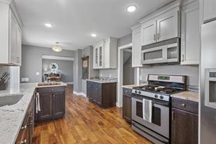 126 11th Ave N - Photo 5